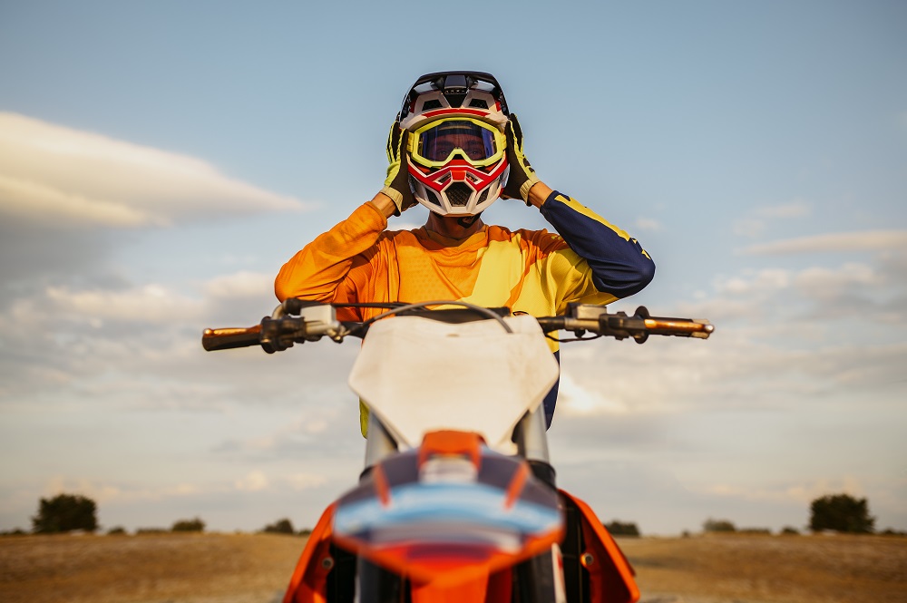 Comment trouver l'équipement indispensable du pilote de moto-cross ?